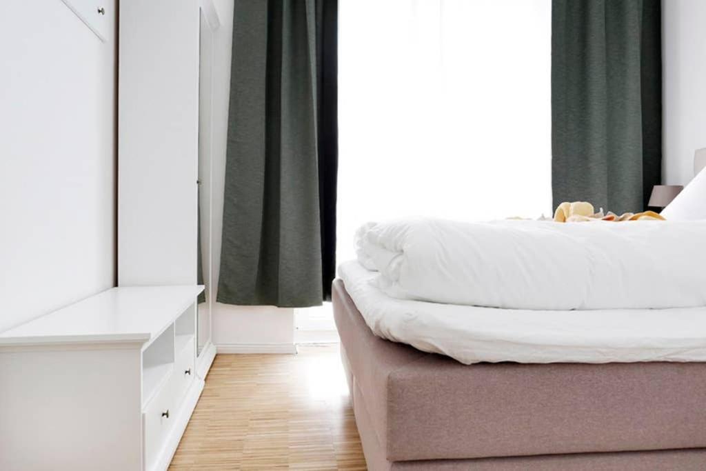 Sc 06 By Rockchair Apartments L Superhost Status L 4 Bedrooms Boxspringbeds 2 Bathrooms Balcony Elevator - Cozy Family & Business Flair Welcomes You! 柏林 外观 照片